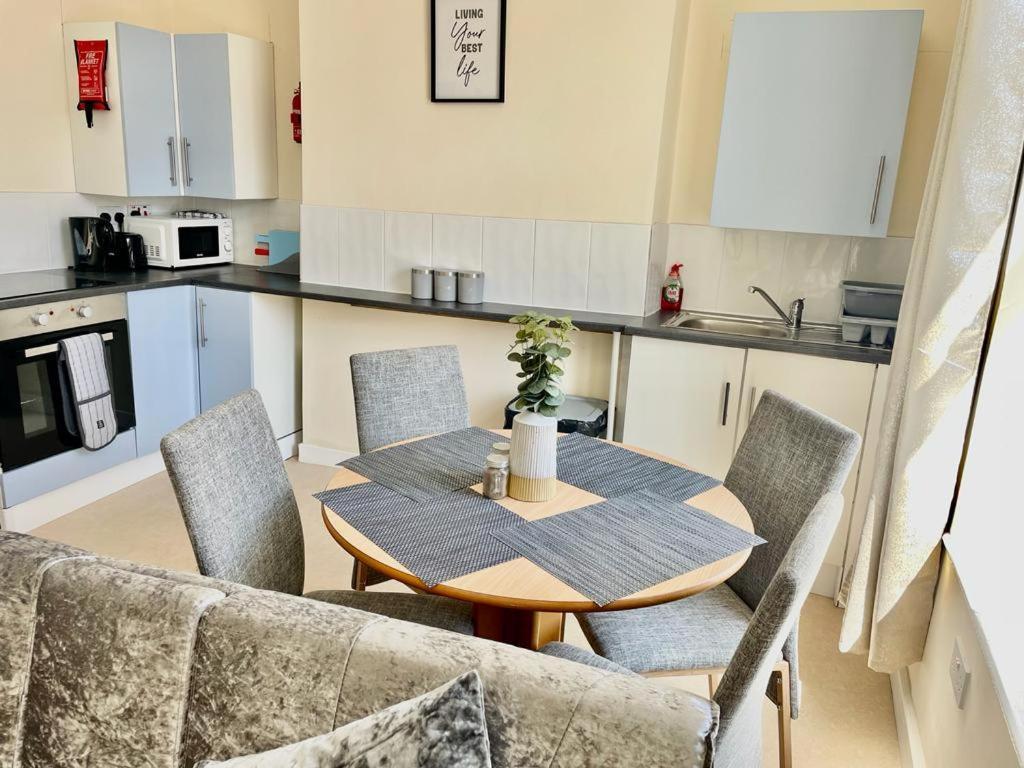 Arise Comfort Apartment - Clarendon Road Blackpool City Centre Экстерьер фото